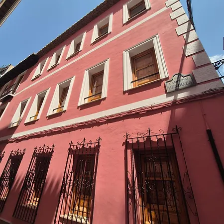 De La Luna Hostel *